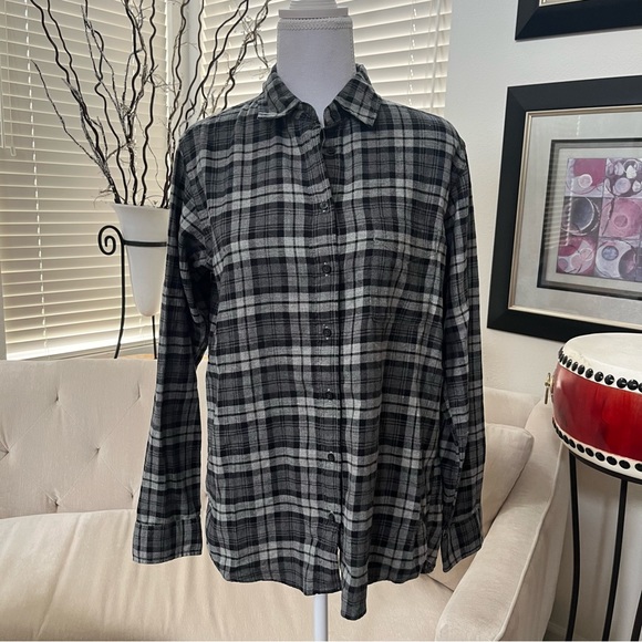 NWT Uniqlo Black and Grey Flannel - Picture 1 of 5
